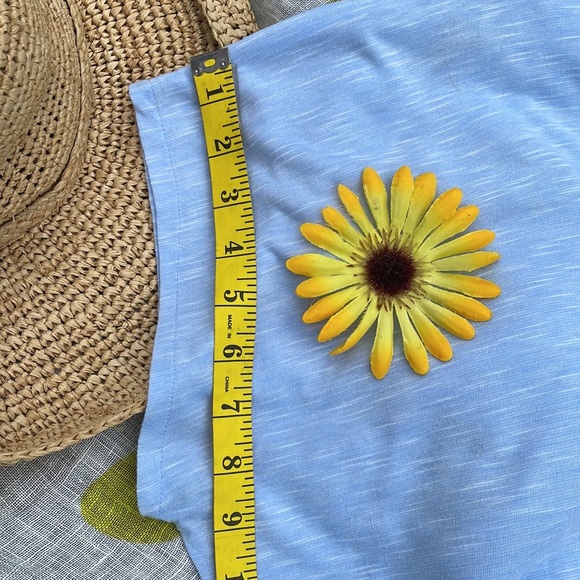 🌺 Do Everything in Love; Baby Blue Slight Cropped S/S Top w/Tie Front; Sz. XL! - Picture 8 of 10